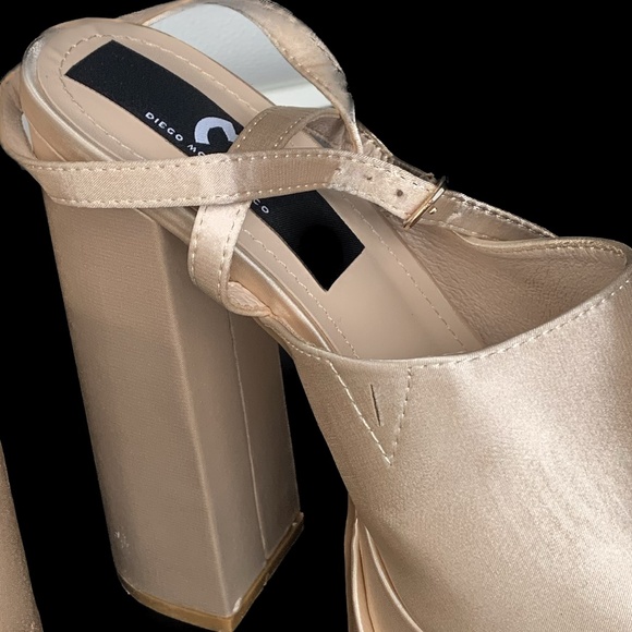 D.M  MIA  D2777  Beige - Picture 2 of 3